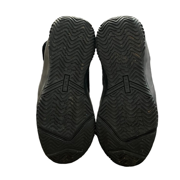 Nike Black LeBron Witness 7 Sneakers Size 11 C Toddler - Picture 8 of 8
